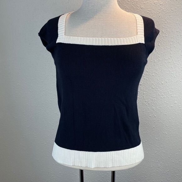 NWT Nine & Company Short Sleeve Sweater Top Size M - Picture 1 of 9